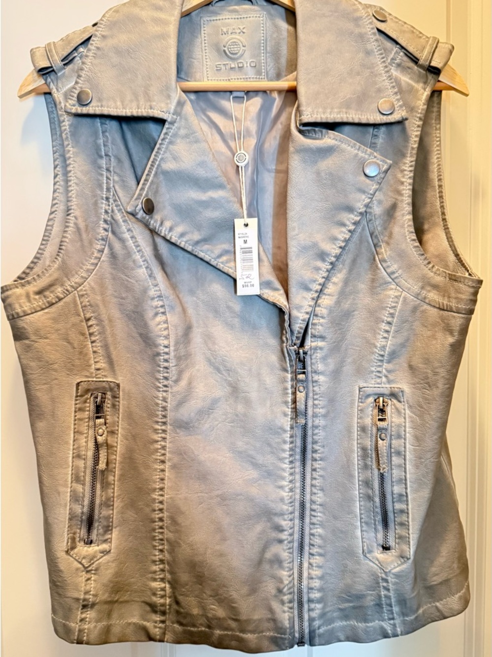 NWT Max Studio Washdove Medium Faux Leather Vest in Light Silver